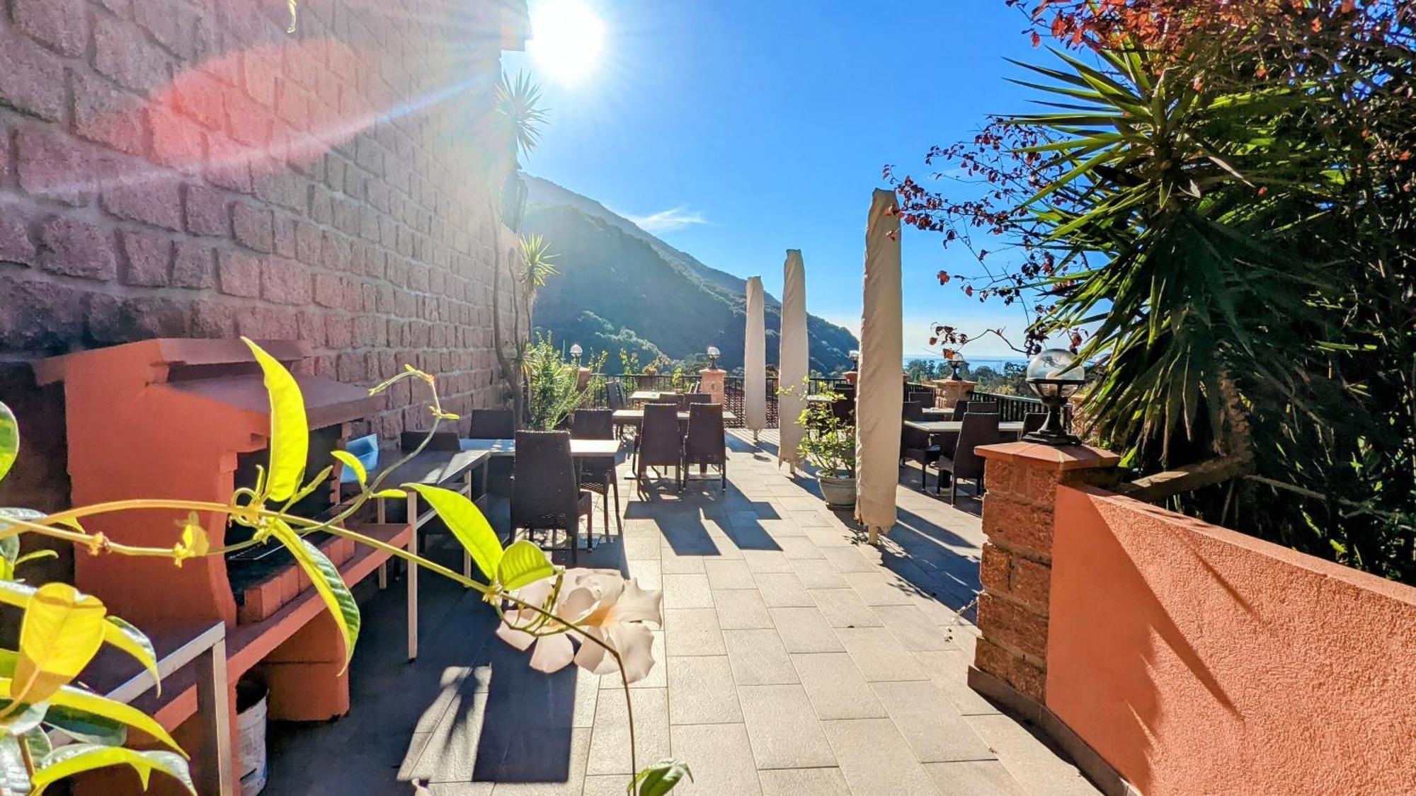 Le Porto T3 55M2 Vue Mer Immeuble Traditionnel En Pierre De Taille Avec Prestations Exceptionnelles Barbecue Ordinateur Videosurveillance Terrasse Panoramique Екстер'єр фото