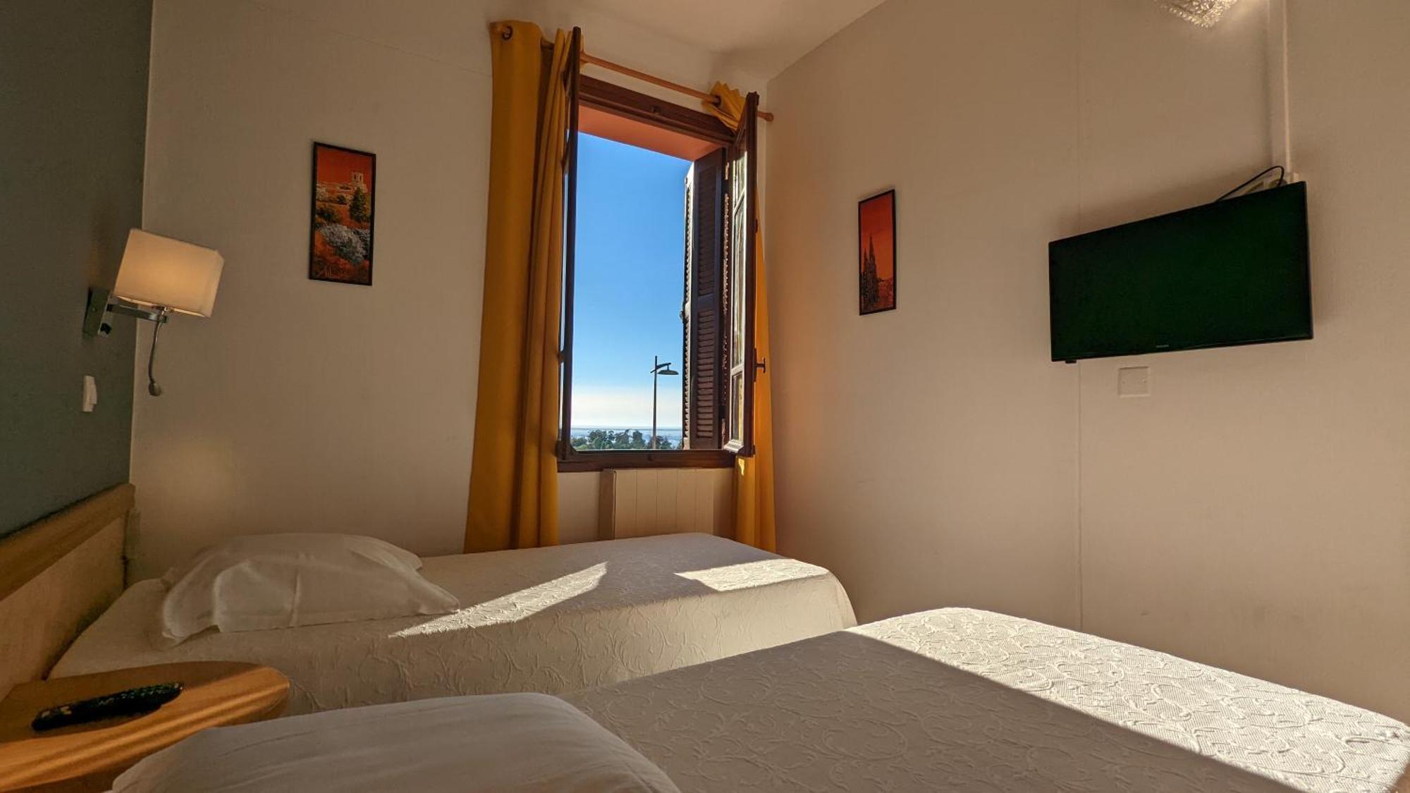 Le Porto T3 55M2 Vue Mer Immeuble Traditionnel En Pierre De Taille Avec Prestations Exceptionnelles Barbecue Ordinateur Videosurveillance Terrasse Panoramique Екстер'єр фото