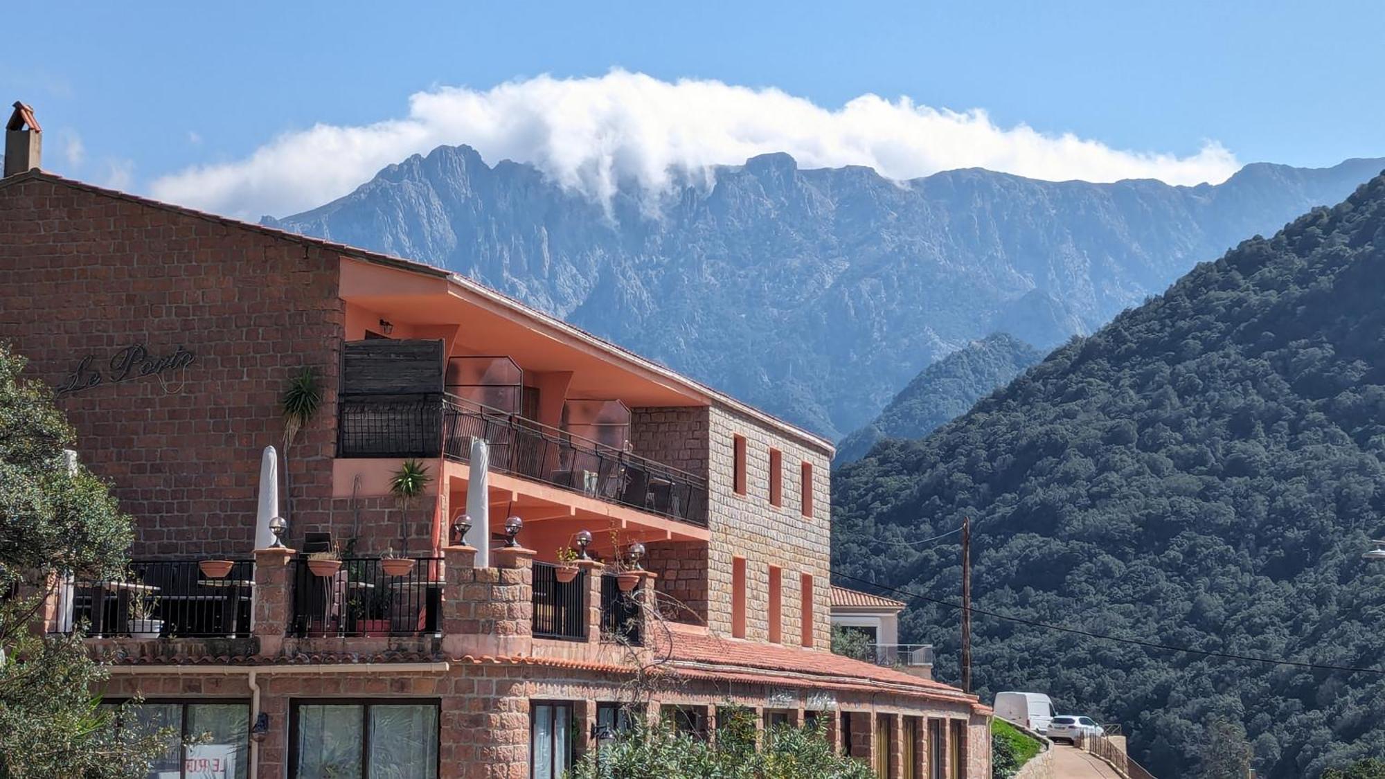 Le Porto T3 55M2 Vue Mer Immeuble Traditionnel En Pierre De Taille Avec Prestations Exceptionnelles Barbecue Ordinateur Videosurveillance Terrasse Panoramique Екстер'єр фото