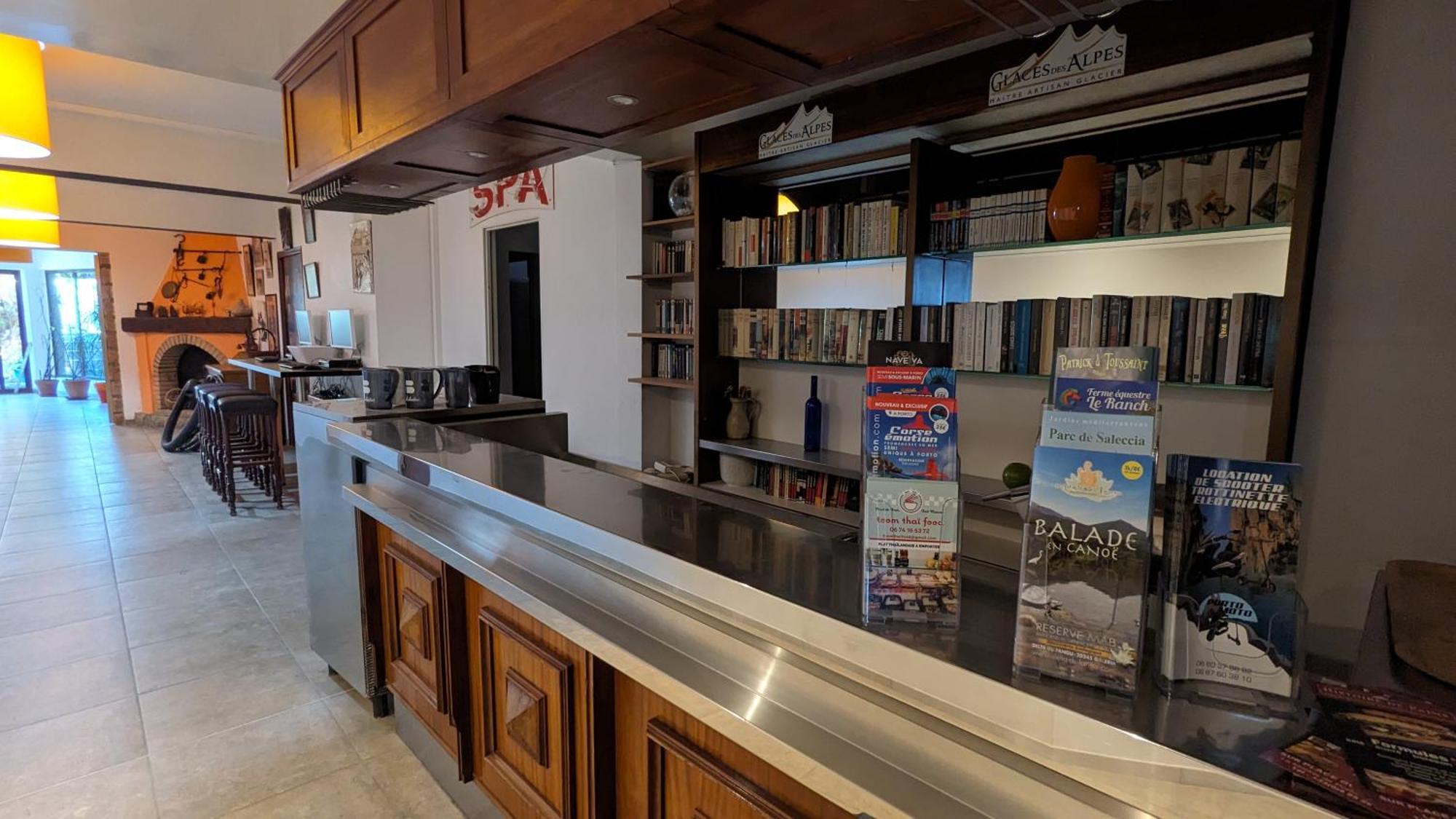 Le Porto T3 55M2 Vue Mer Immeuble Traditionnel En Pierre De Taille Avec Prestations Exceptionnelles Barbecue Ordinateur Videosurveillance Terrasse Panoramique Екстер'єр фото