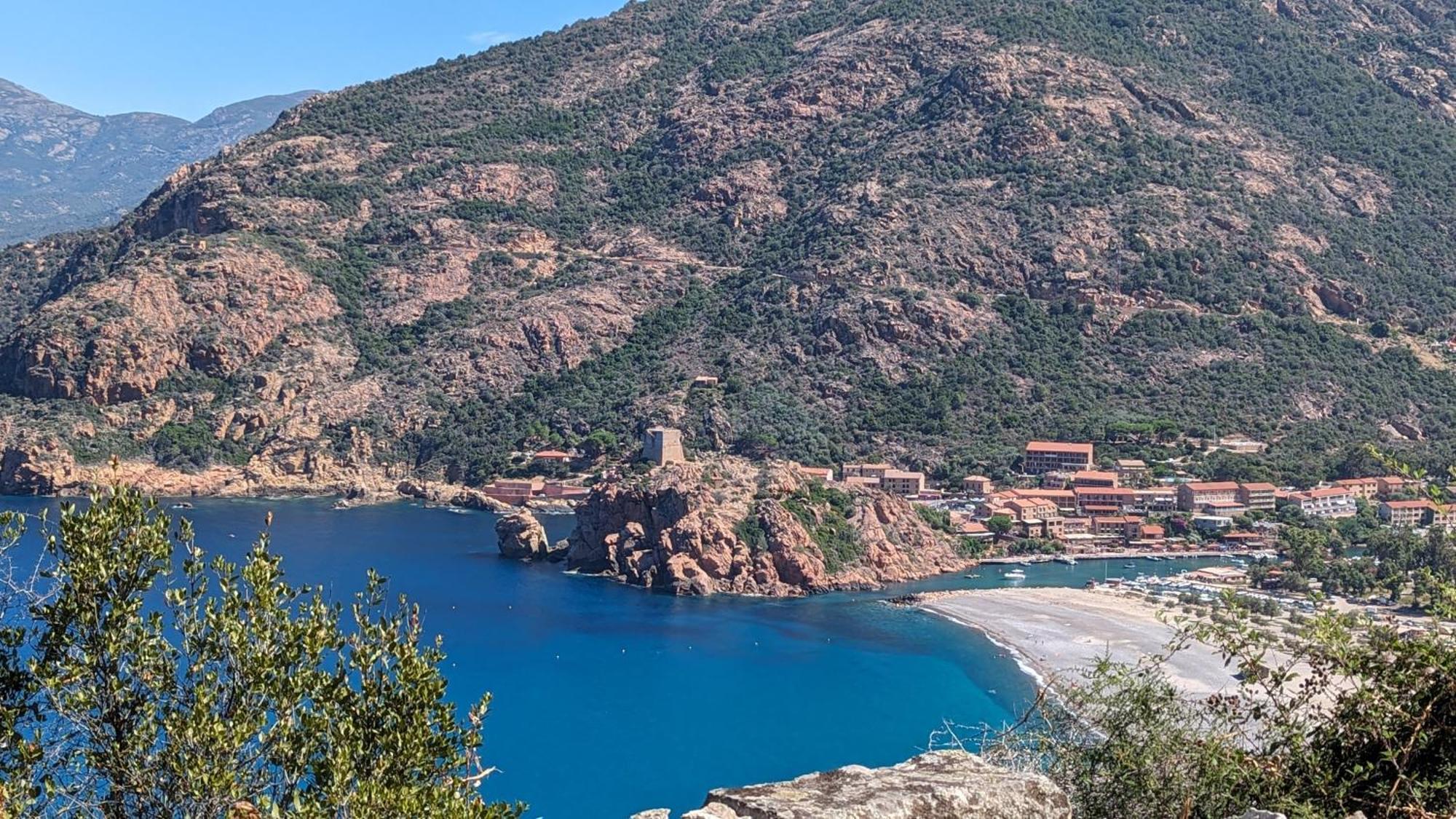 Le Porto T3 55M2 Vue Mer Immeuble Traditionnel En Pierre De Taille Avec Prestations Exceptionnelles Barbecue Ordinateur Videosurveillance Terrasse Panoramique Екстер'єр фото