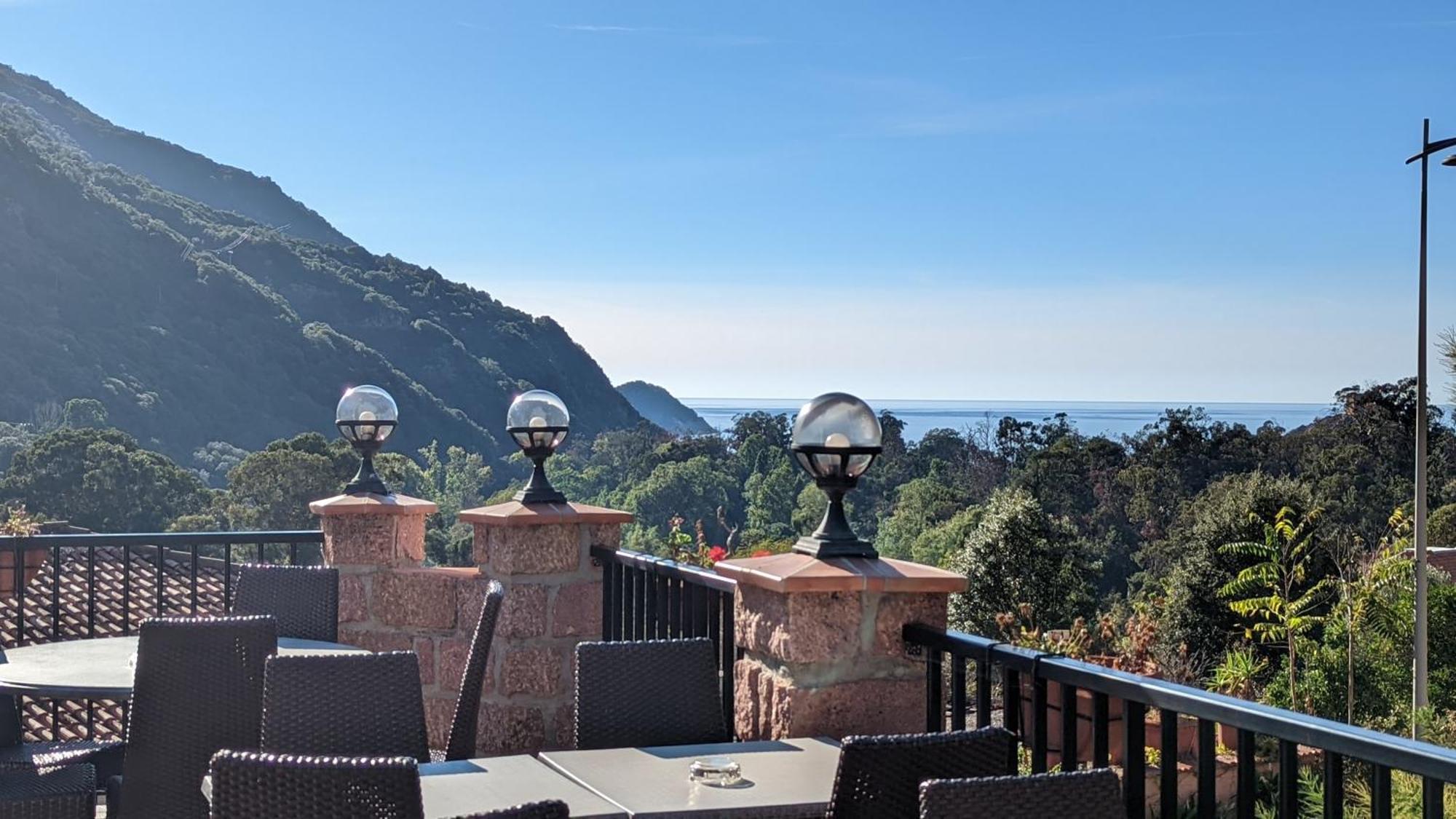 Le Porto T3 55M2 Vue Mer Immeuble Traditionnel En Pierre De Taille Avec Prestations Exceptionnelles Barbecue Ordinateur Videosurveillance Terrasse Panoramique Екстер'єр фото